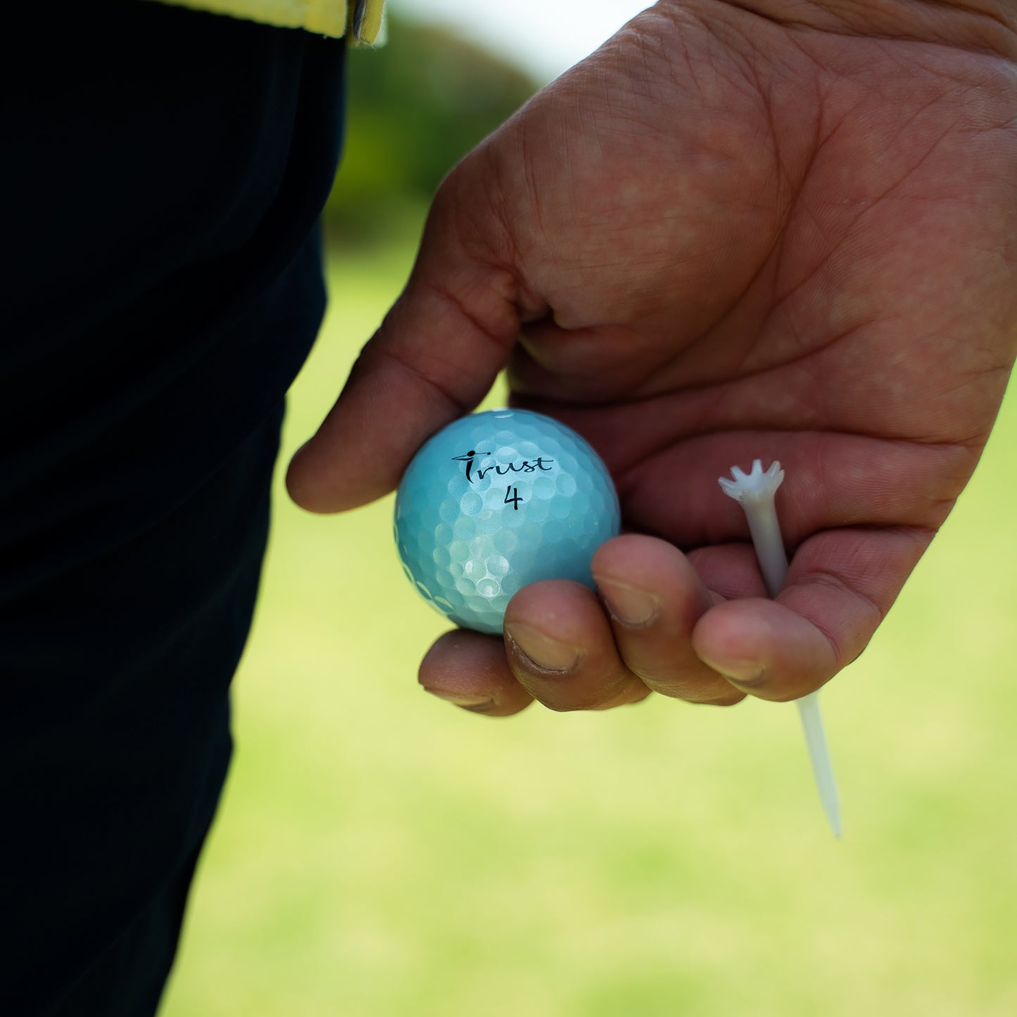 Aurora Icy Blue Crystal Urethane Golf Ball, 12 Balls