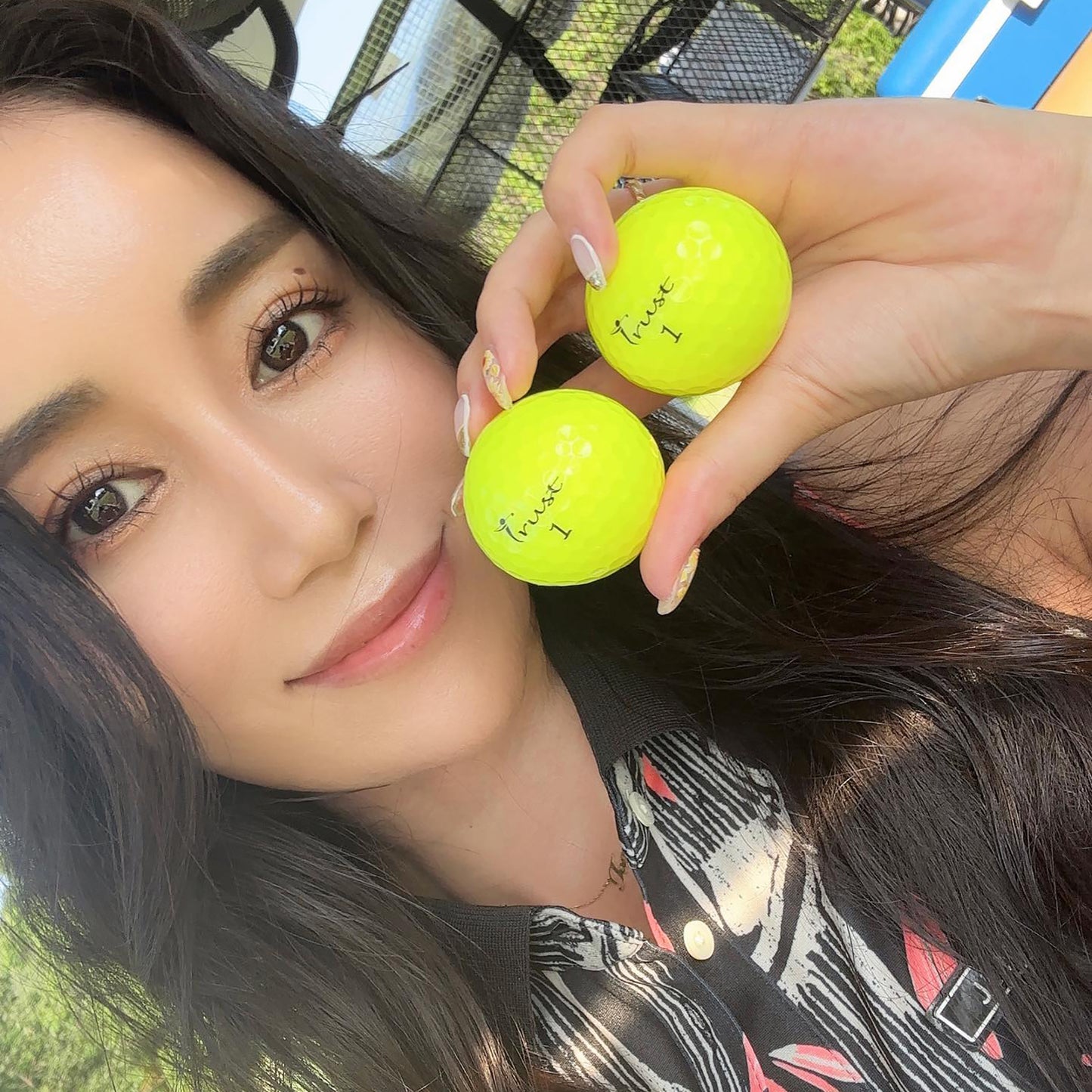 Trust Golf Balls Aurora Yellow - Eye-catching golf balls, crystal urethane, 12 balls 