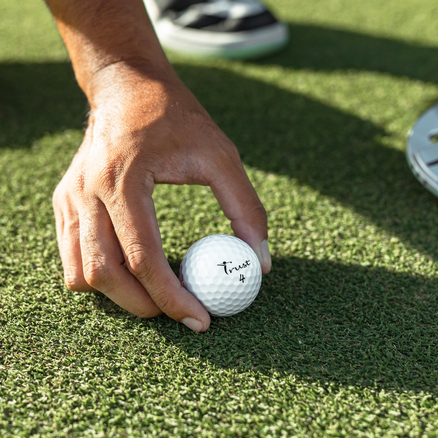 Trust Golf Balls Panther White – Urethane, soft feel, optimal combination of distance &amp; spin control, 48 balls 